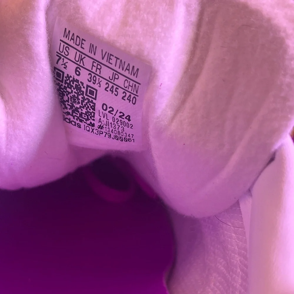 🔥 ADIDAS GAZELLE LOW TOP PURPLE SOLAR YELLOW WOMENS SNEAKERS SIZE 7.5 - Picture 9 of 9